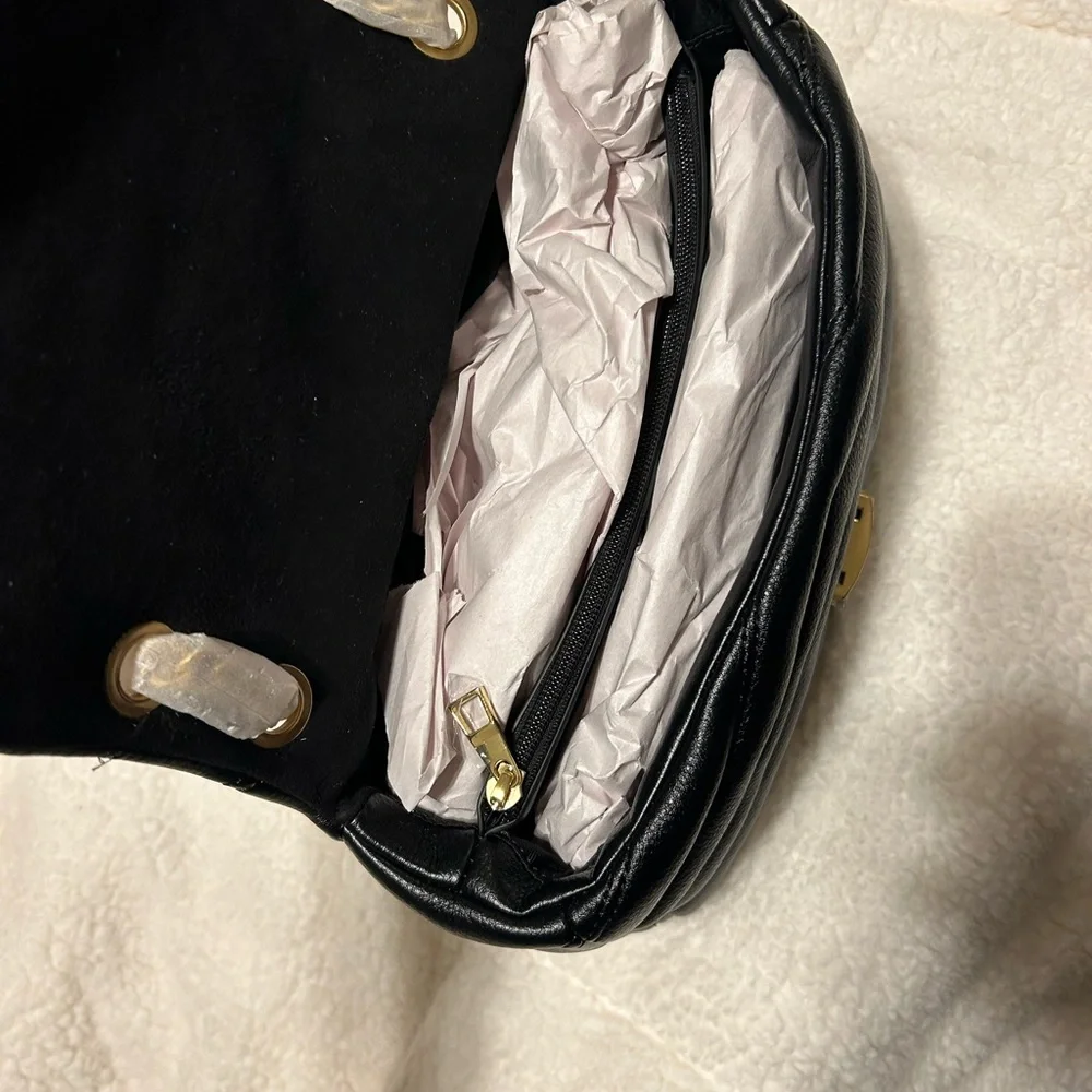 Luxury Inspired Elegant Black Quilted Leather Bag with Gold Chain